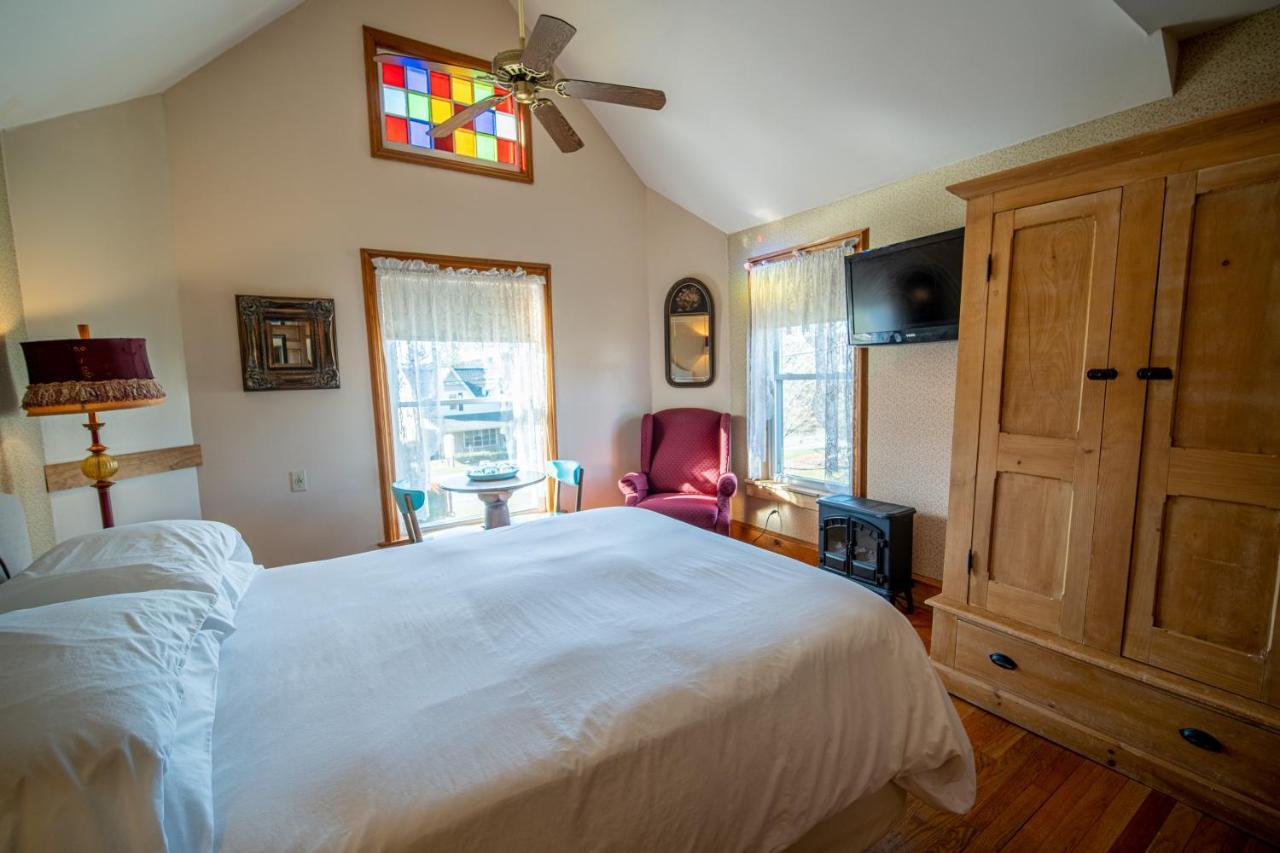Albergo Allegria Hotel & Breakfast Restaurant Windham Exterior photo