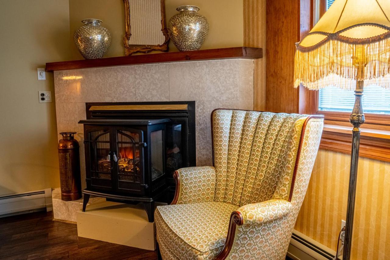 Albergo Allegria Hotel & Breakfast Restaurant Windham Exterior photo
