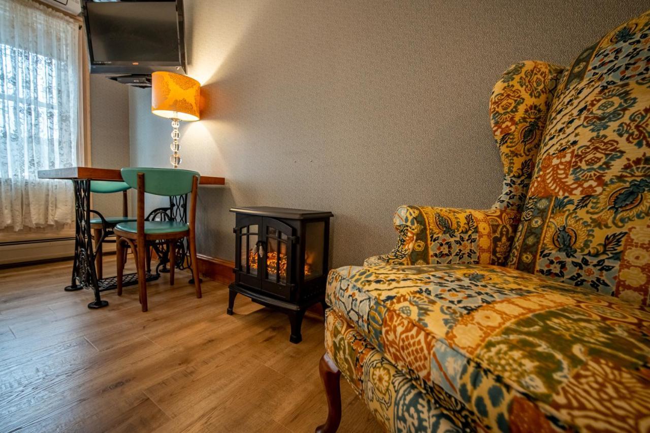 Albergo Allegria Hotel & Breakfast Restaurant Windham Exterior photo