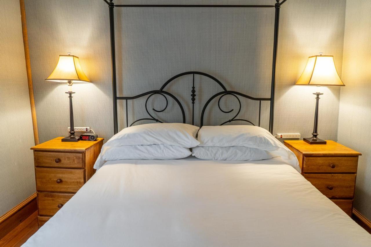 Albergo Allegria Hotel & Breakfast Restaurant Windham Exterior photo