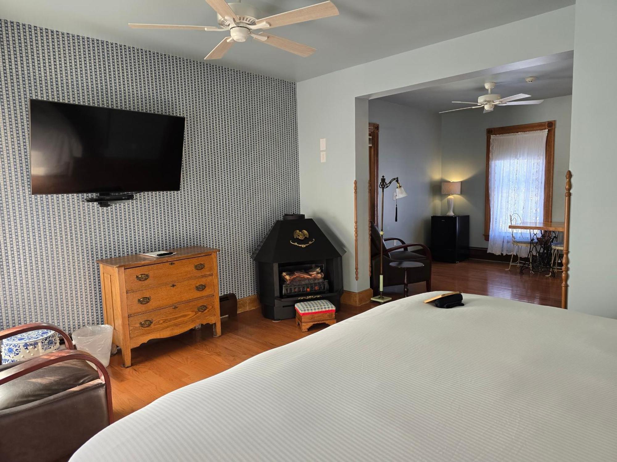 Albergo Allegria Hotel & Breakfast Restaurant Windham Exterior photo