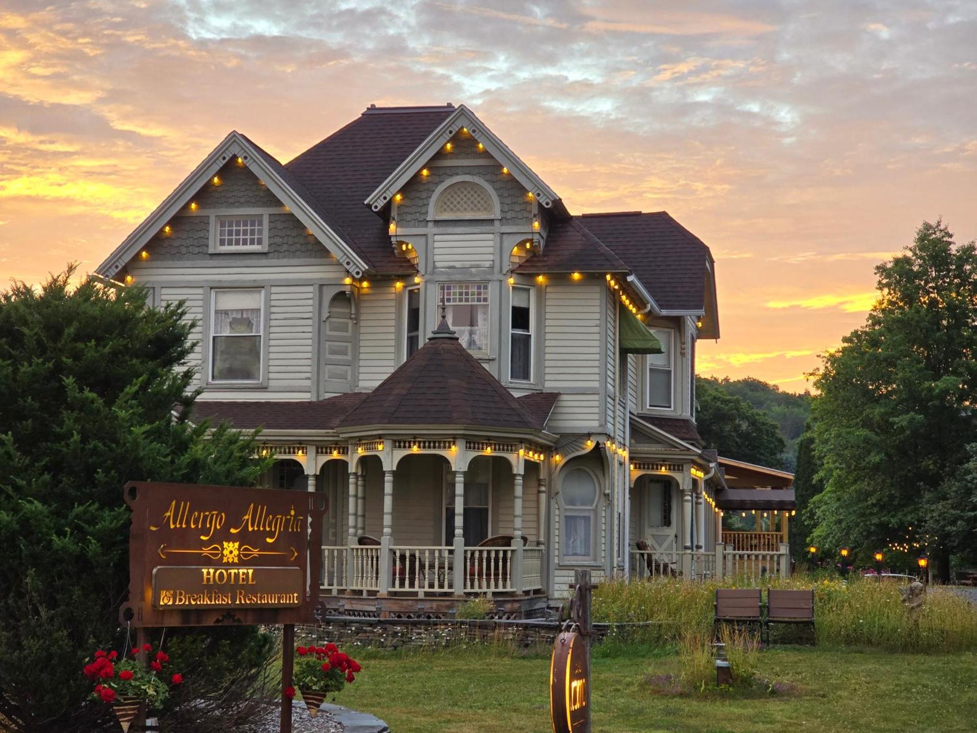 Albergo Allegria Hotel & Breakfast Restaurant Windham Exterior photo
